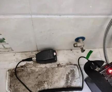 绿园屋顶漏水维修公司分享下卫生间漏水的危害及解决方法